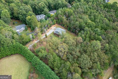 7450 Hooper Cove Road Young Harris GA 30582