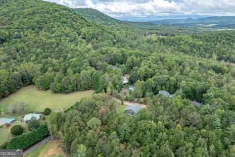 7450 Hooper Cove Road Young Harris GA 30582
