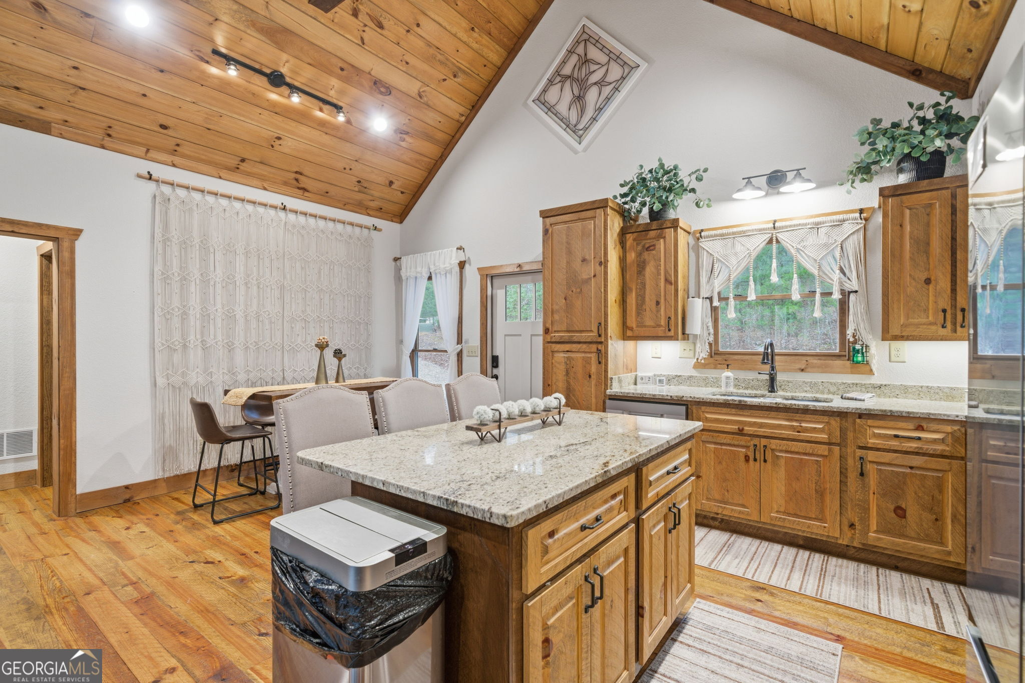 41 Bunks Way Morganton GA 30560