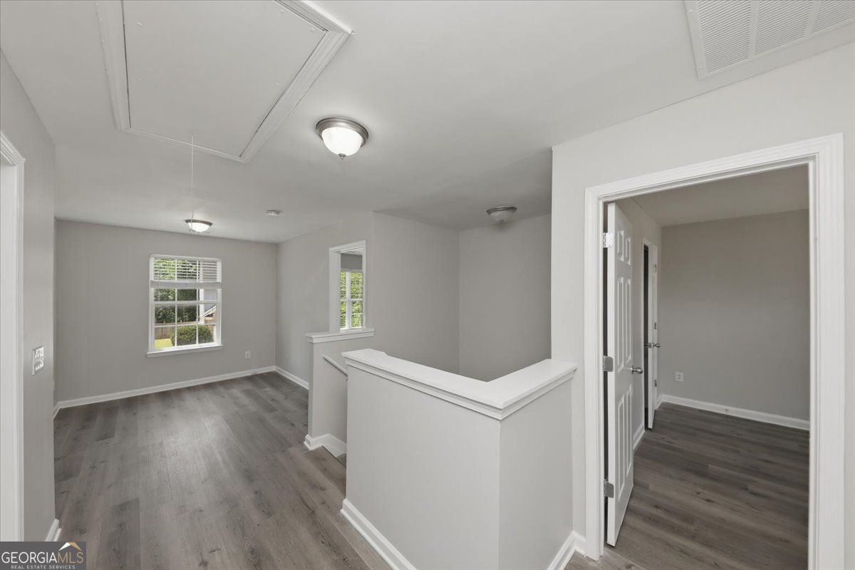5447 Bighorn Pass Atlanta GA 30349