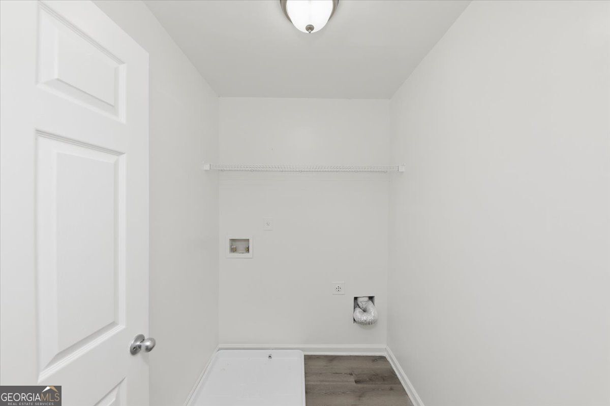 5447 Bighorn Pass Atlanta GA 30349