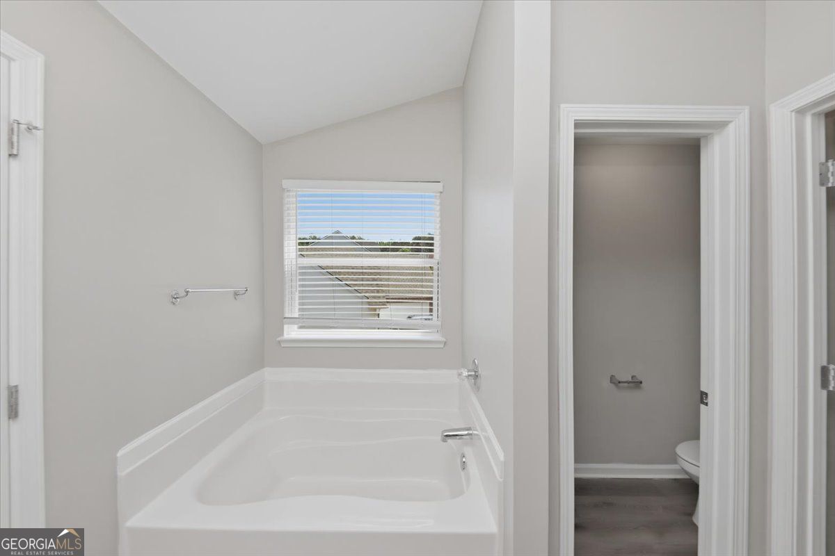 5447 Bighorn Pass Atlanta GA 30349