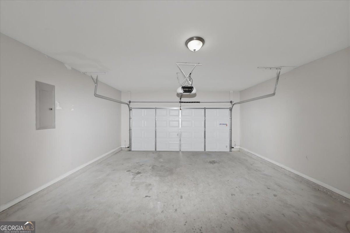 5447 Bighorn Pass Atlanta GA 30349