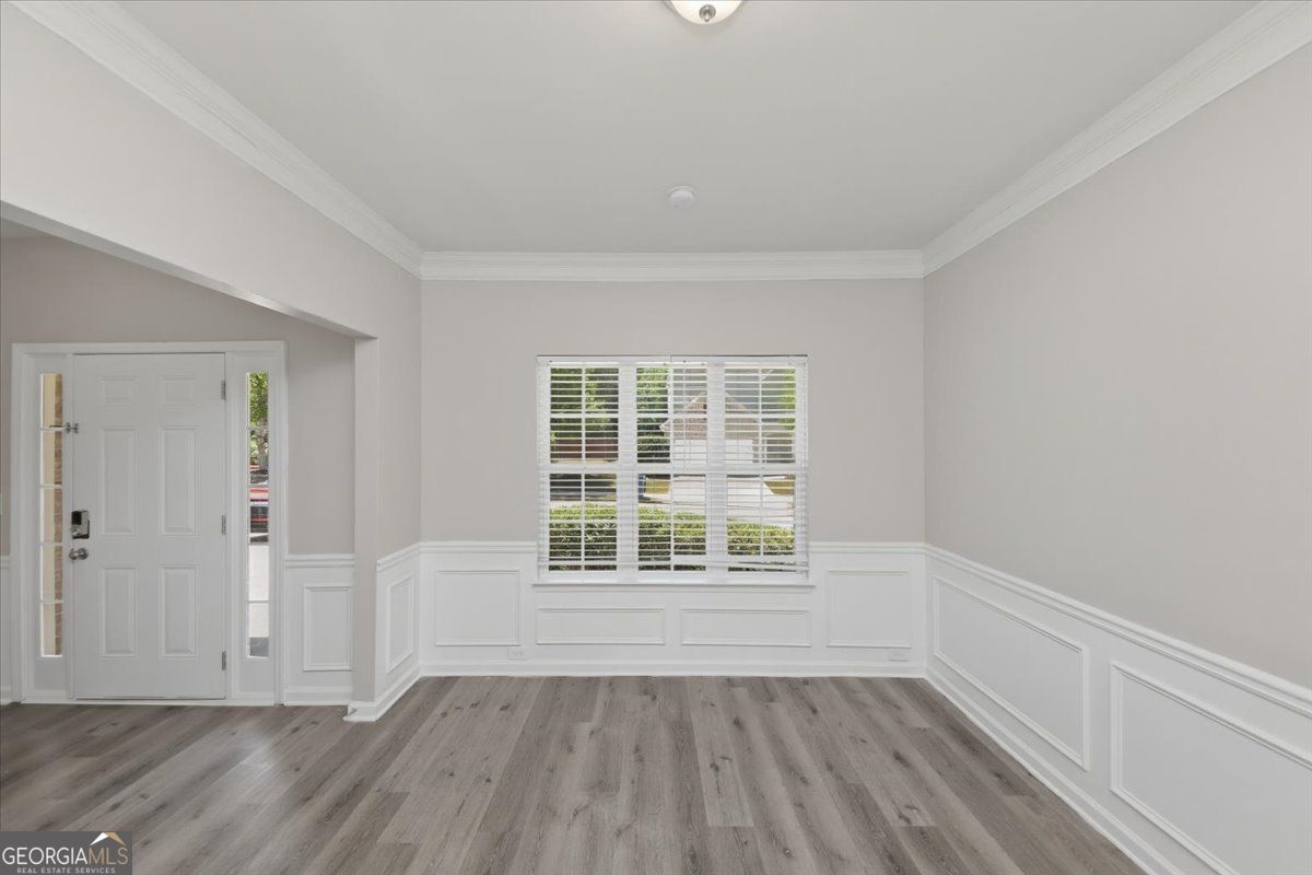 5447 Bighorn Pass Atlanta GA 30349