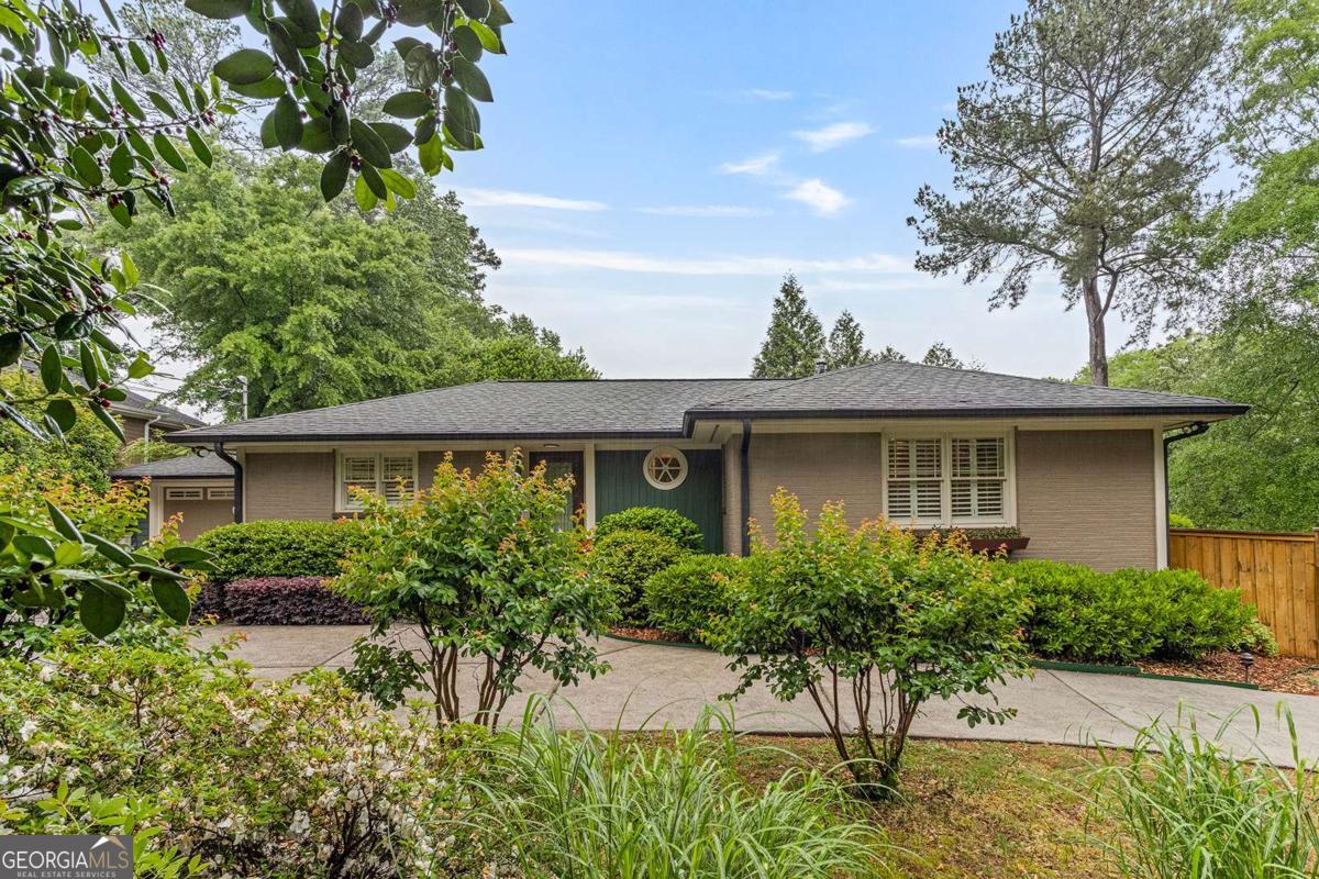 2492 Parkdale Place NE Atlanta GA 30305