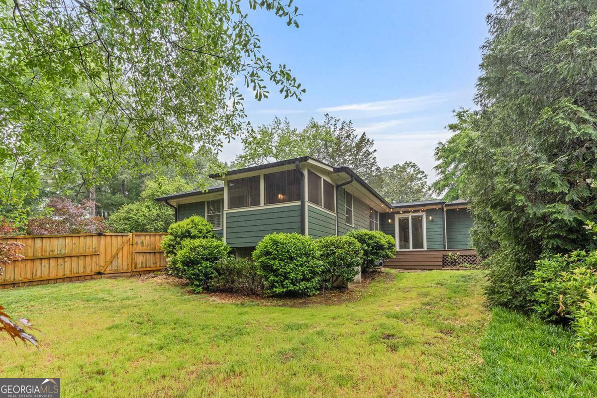 2492 Parkdale Place NE Atlanta GA 30305