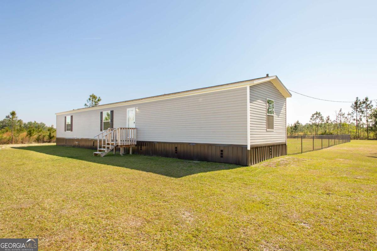 4121 Manor Millwood Road S Waycross GA 31503