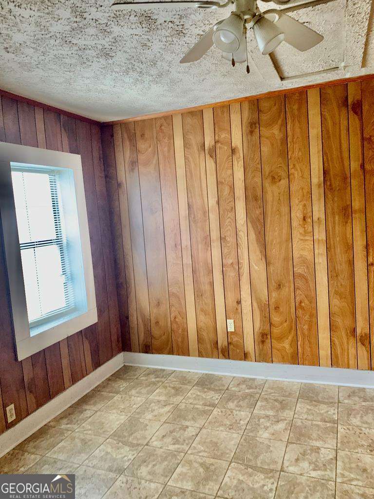 606 W 7th Street Alma GA 31510
