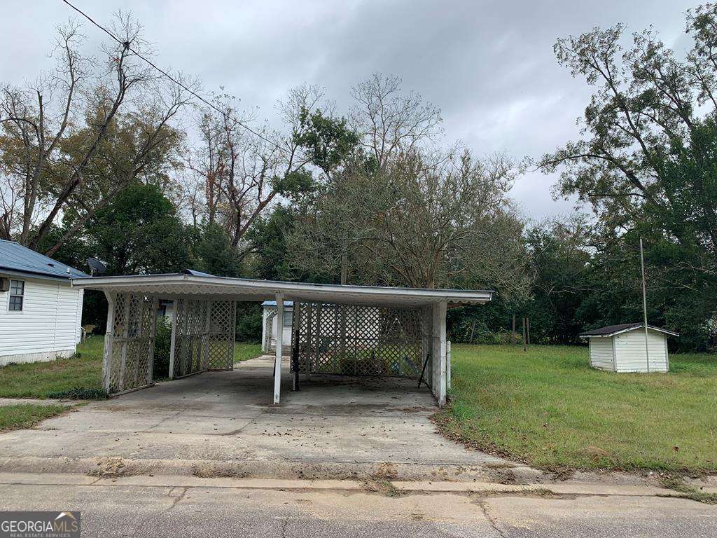 606 W 7th Street Alma GA 31510
