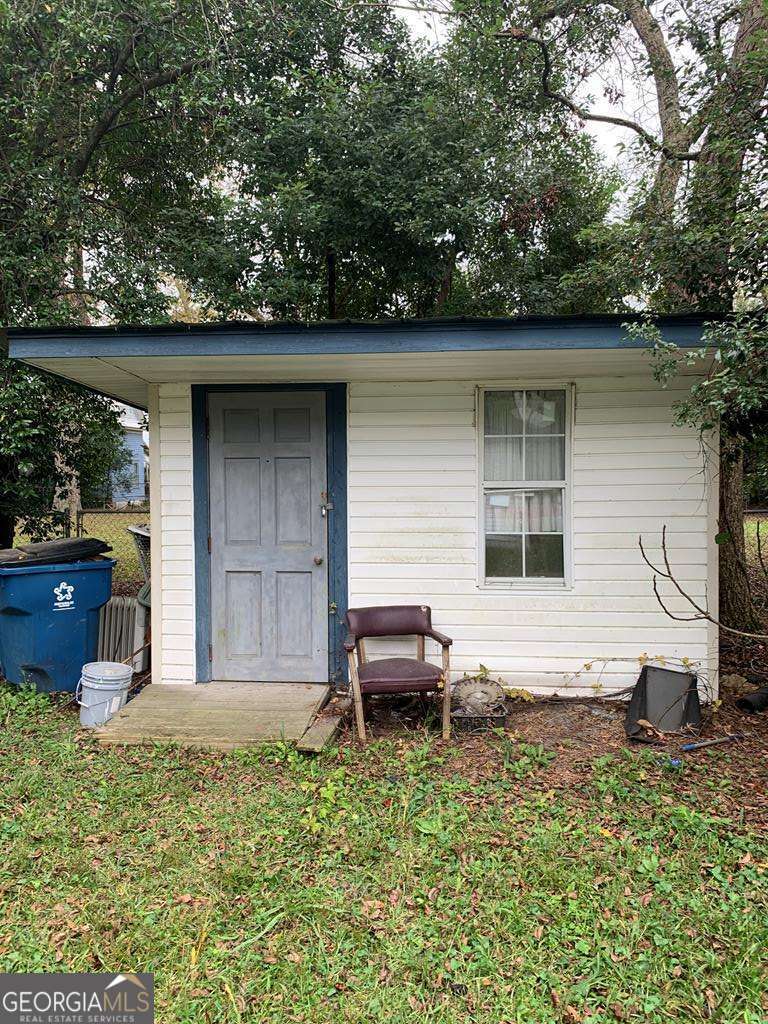 606 W 7th Street Alma GA 31510