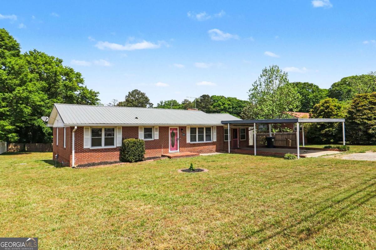 1472 E 166 Highway Bowdon GA 30108