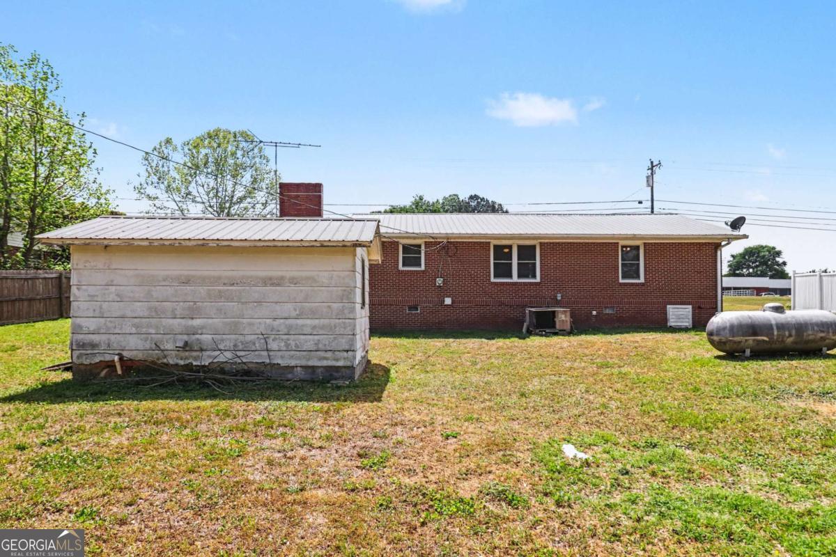 1472 E 166 Highway Bowdon GA 30108