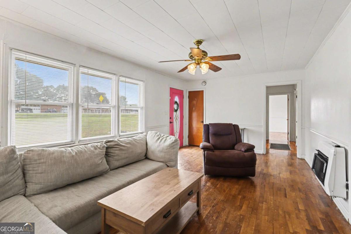 1472 E 166 Highway Bowdon GA 30108