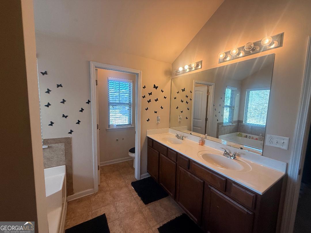 2193 Capella Circle SW Atlanta GA 30331