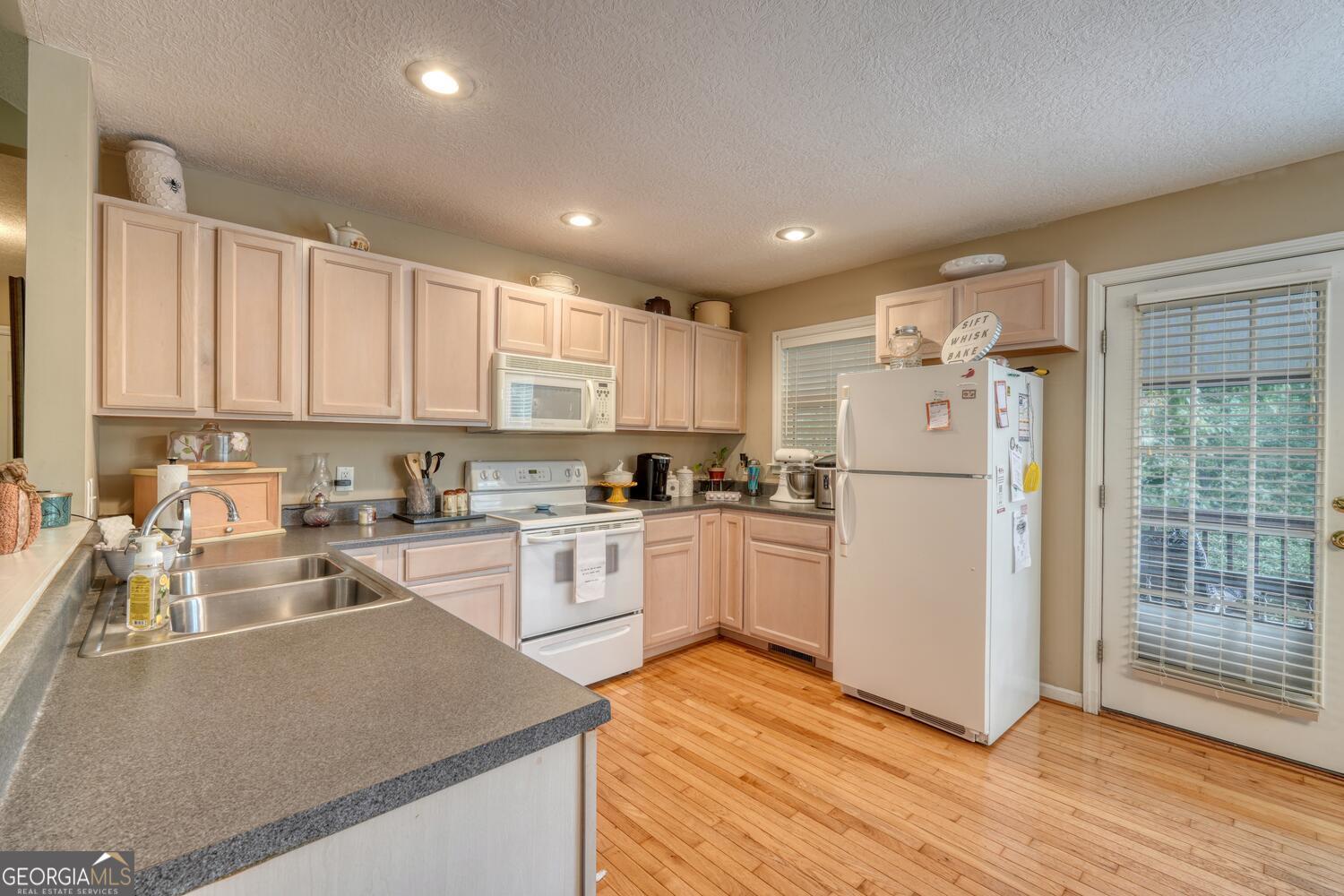 2532 Hunter Road Hiawassee GA 30546