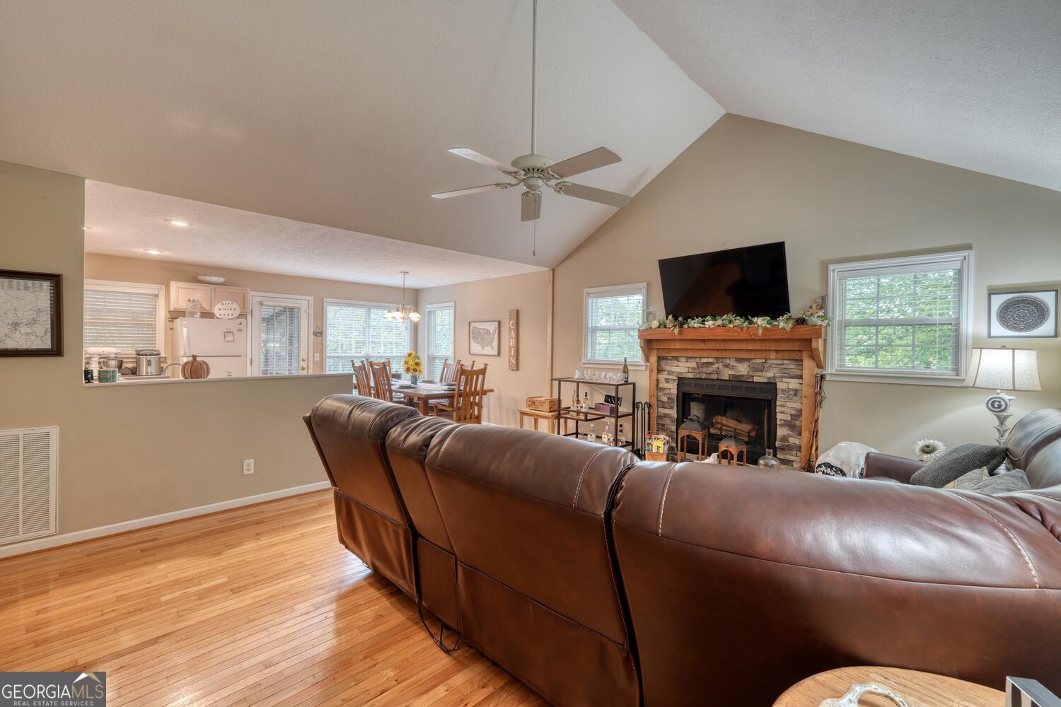 2532 Hunter Road Hiawassee GA 30546