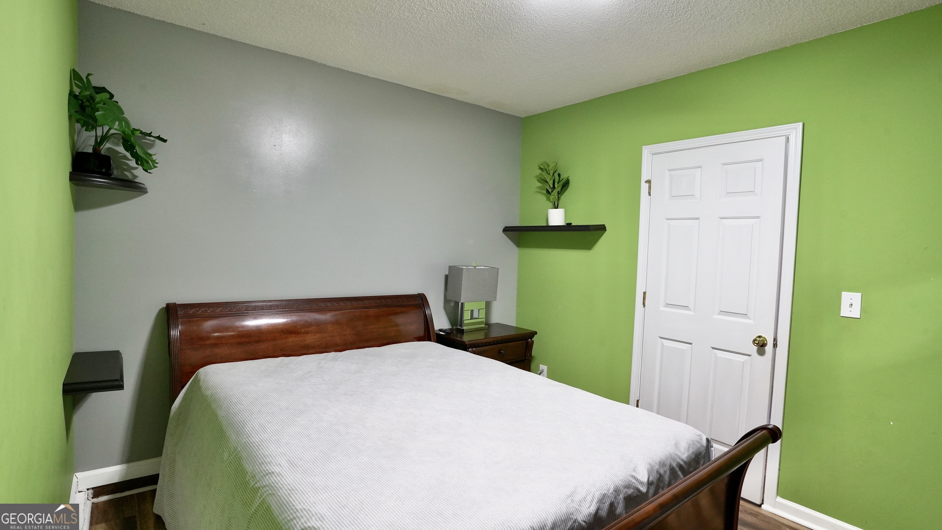 5004 Owen Mill Trail Stone Mountain GA 30083