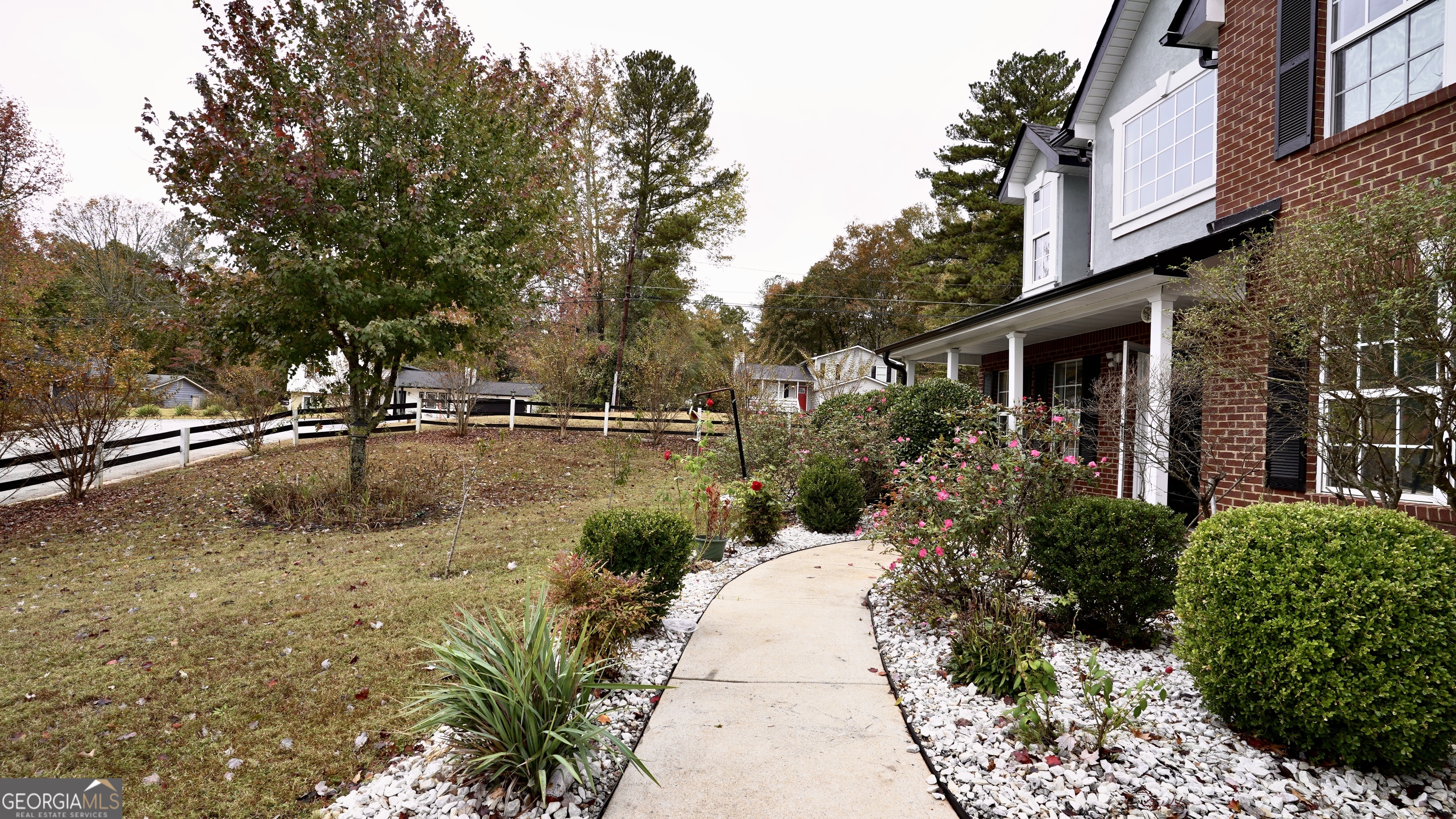 5004 Owen Mill Trail Stone Mountain GA 30083