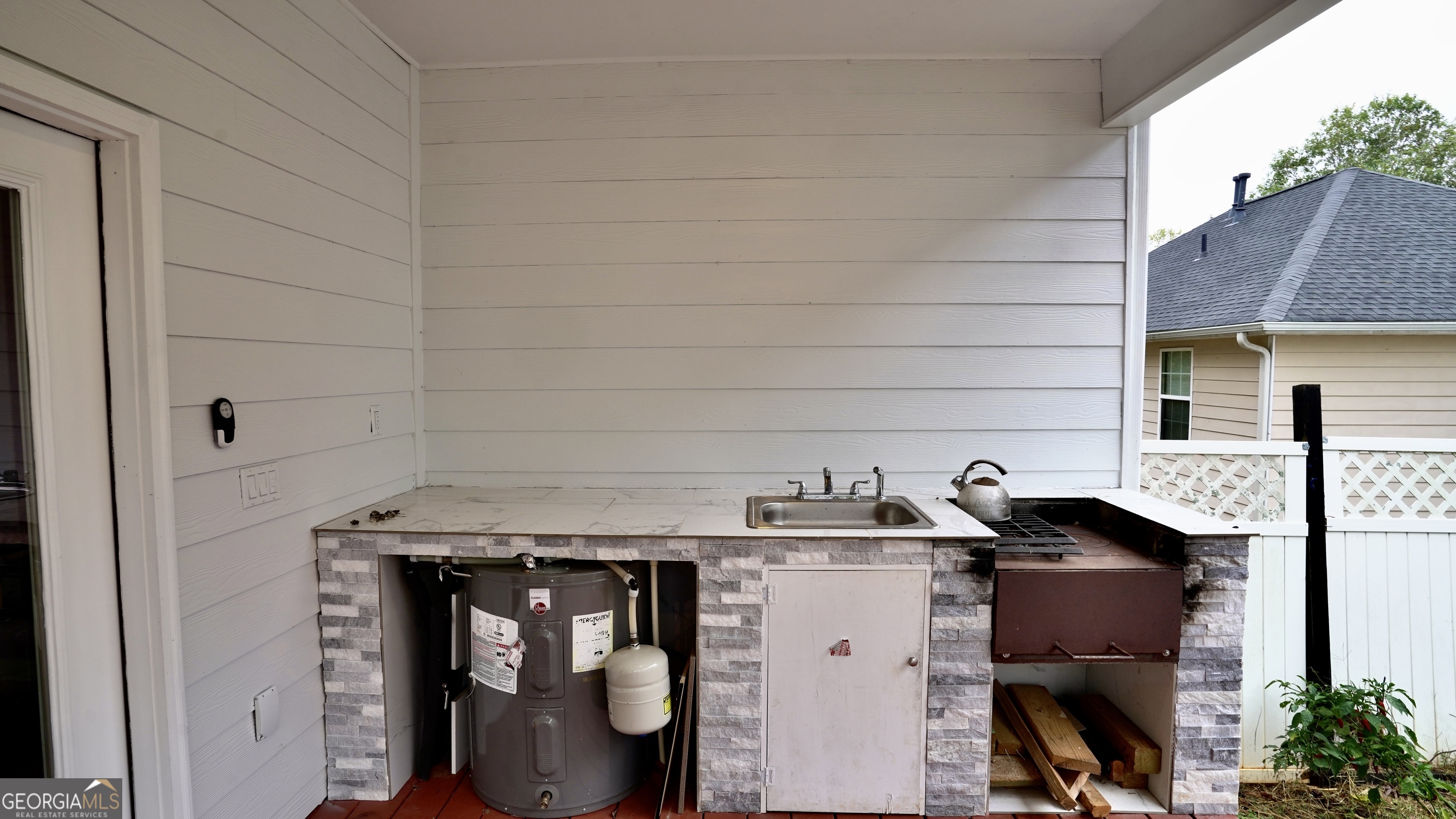 5004 Owen Mill Trail Stone Mountain GA 30083