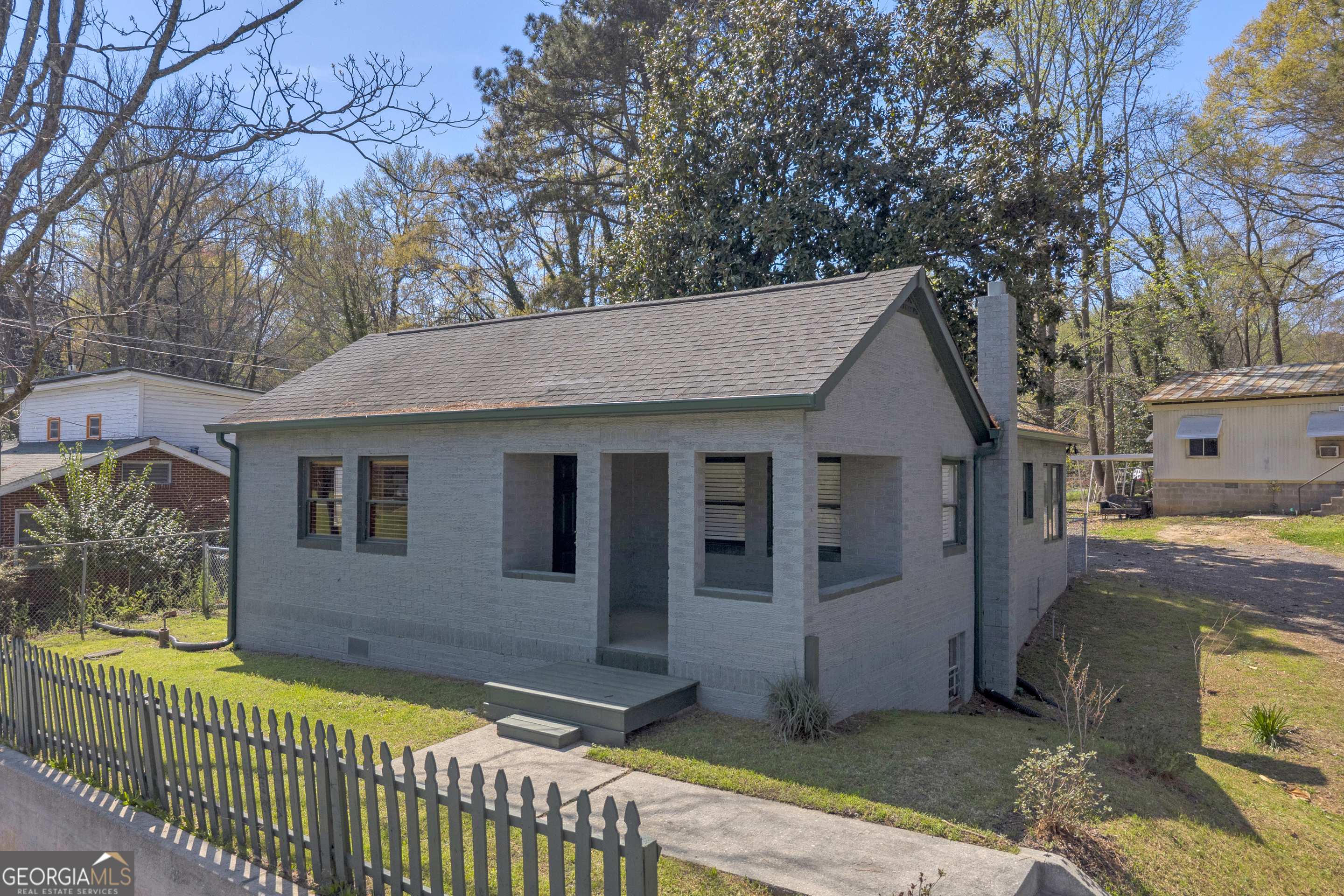288 S Broad Street Toccoa GA 30577
