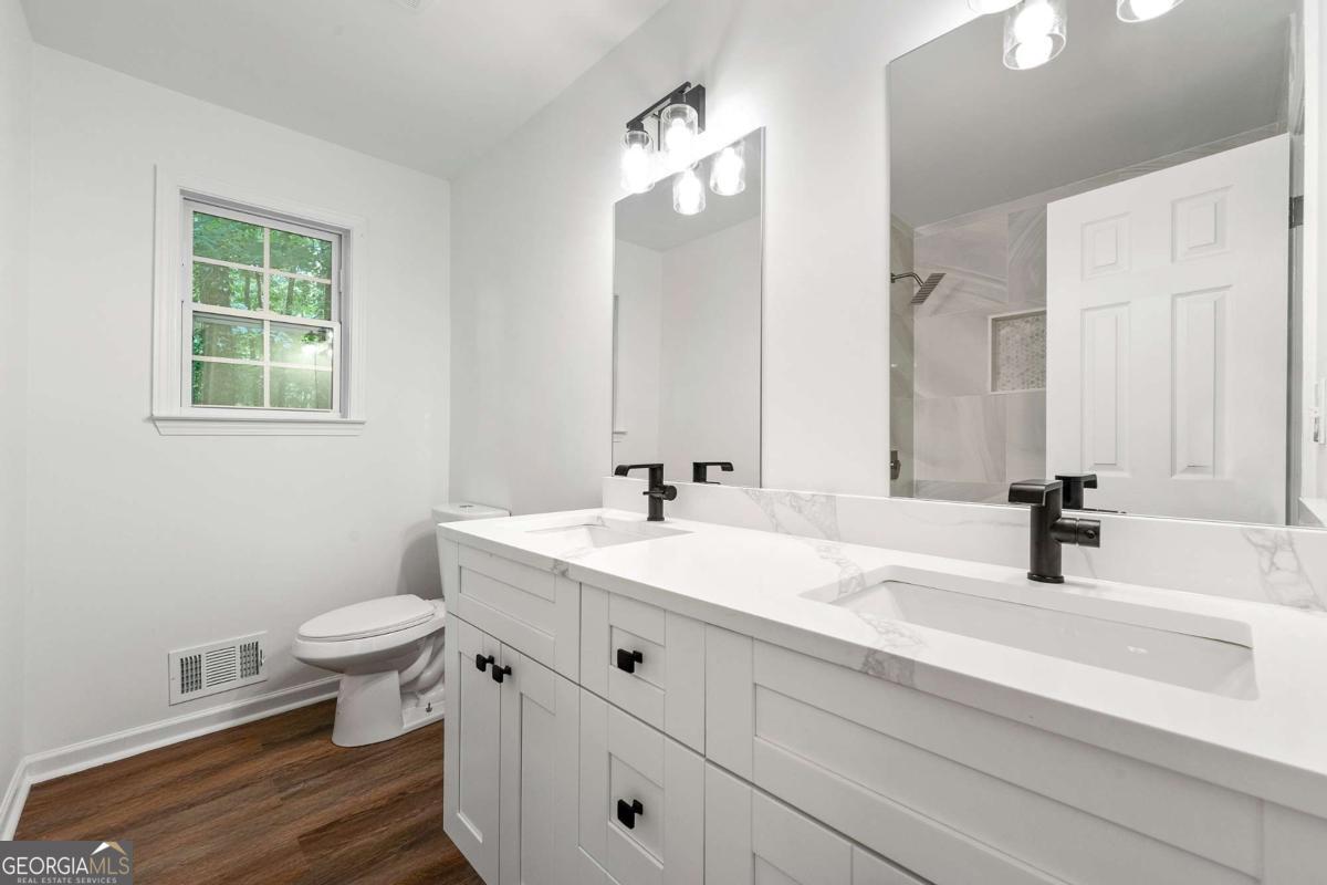5025 Martins Crossing Road Stone Mountain GA 30088