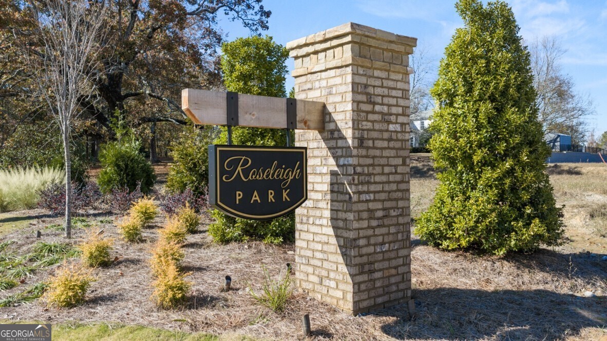 2023 Roseleigh Drive Douglasville GA 30134