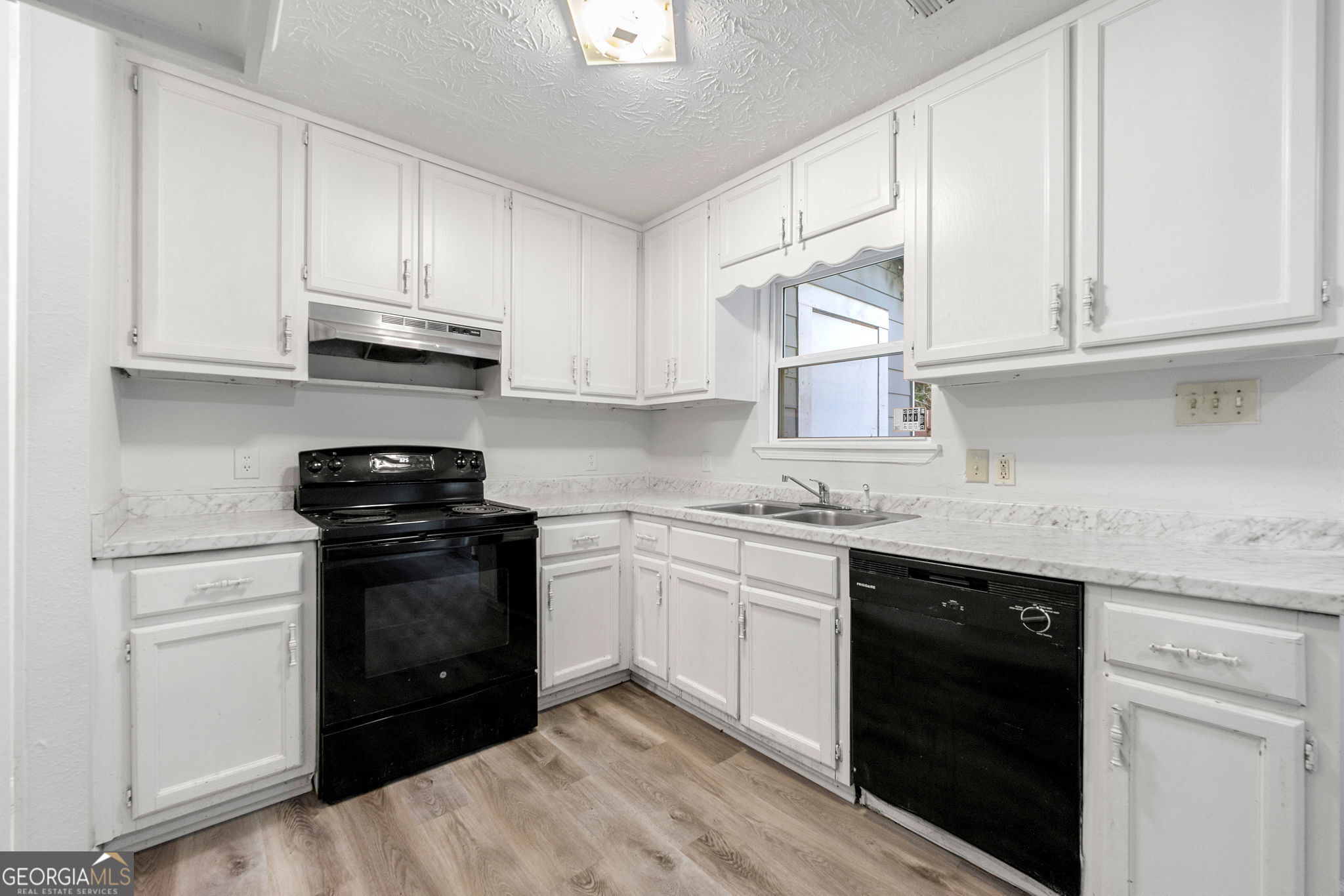 2575 Picardy Circle N Atlanta GA 30349