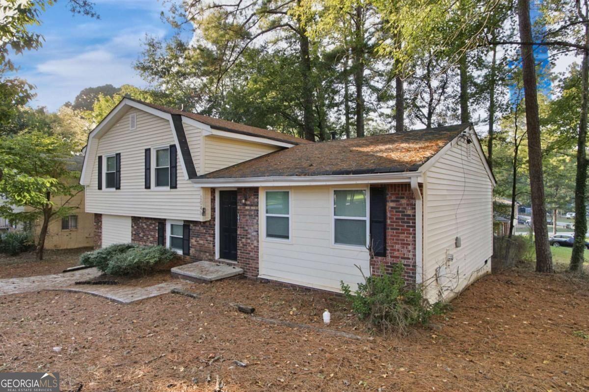 1049 Soapstone Lane Riverdale GA 30296