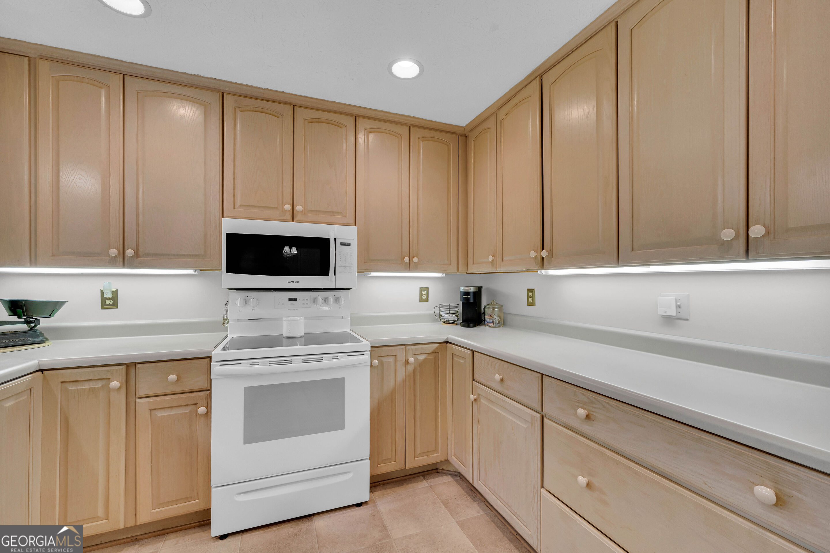 107 Hawks Nest Sautee Nacoochee GA 30571