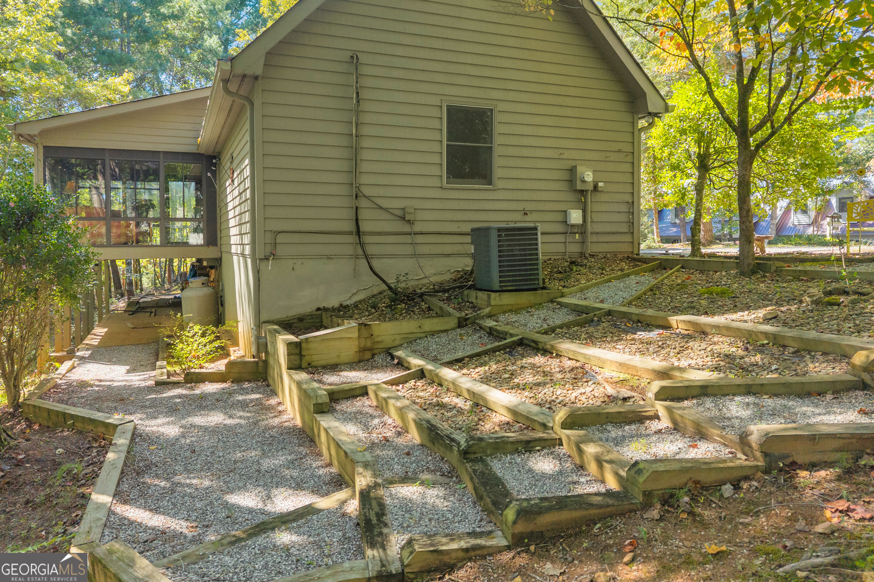 107 Hawks Nest Sautee Nacoochee GA 30571