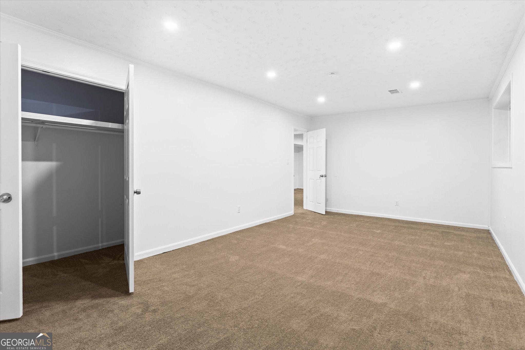 2304 S Hairston Road Decatur GA 30035