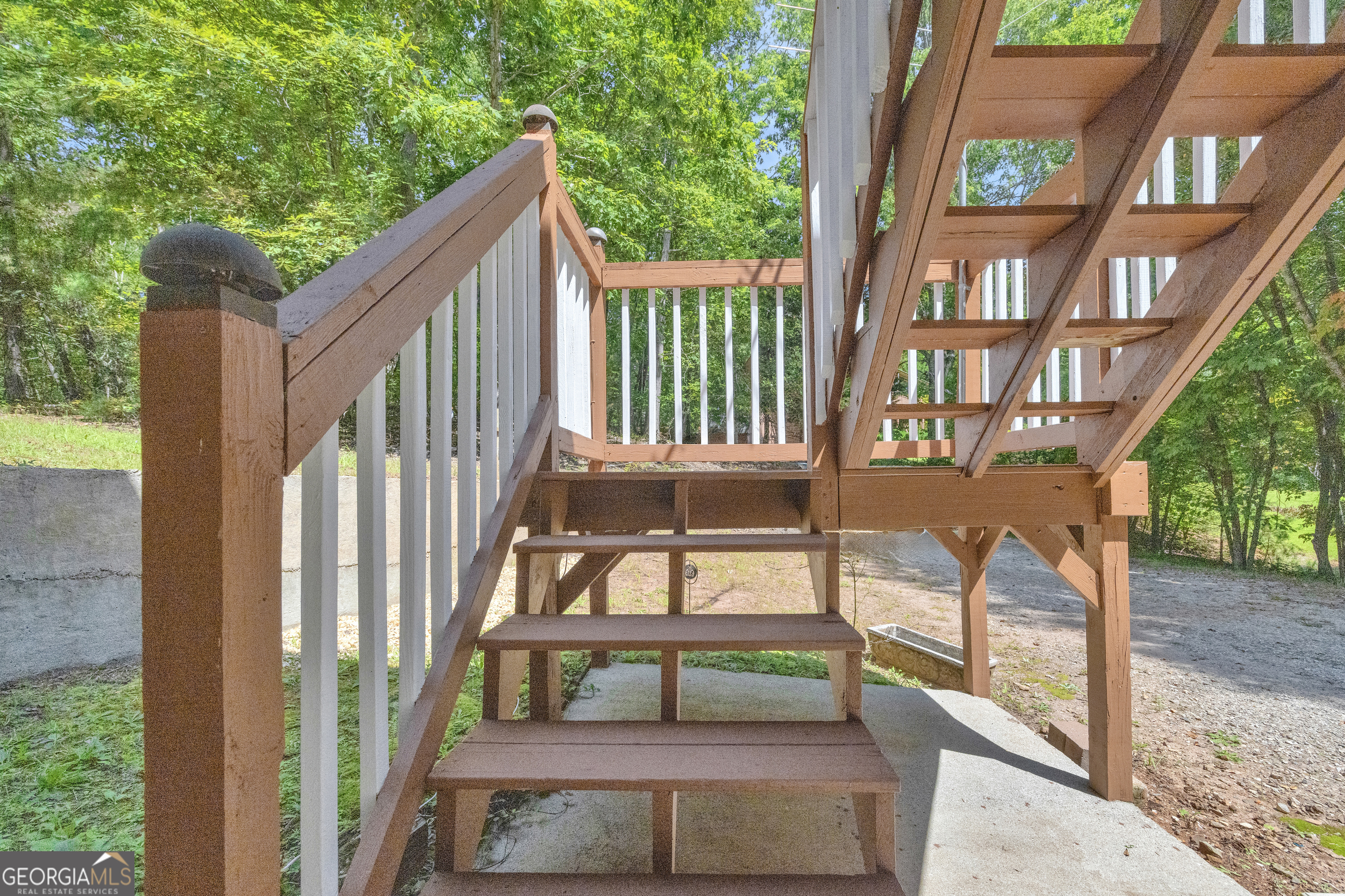 807 Satterfield Road Cleveland GA 30528