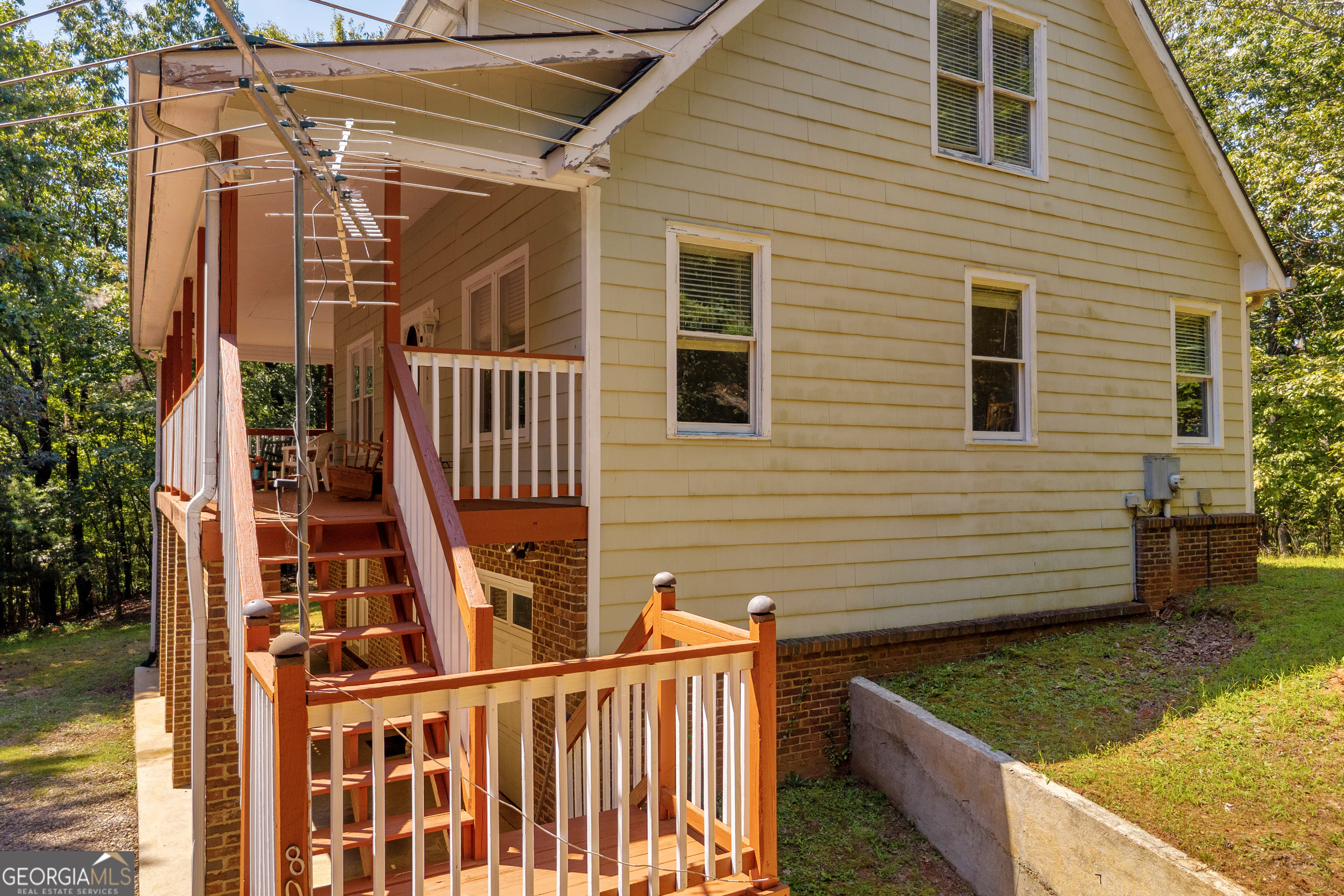 807 Satterfield Road Cleveland GA 30528