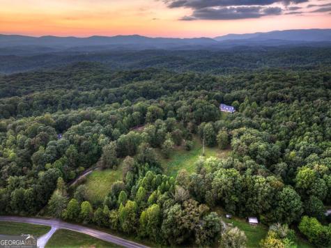 552 Dalrymple Circle Ellijay GA 30540