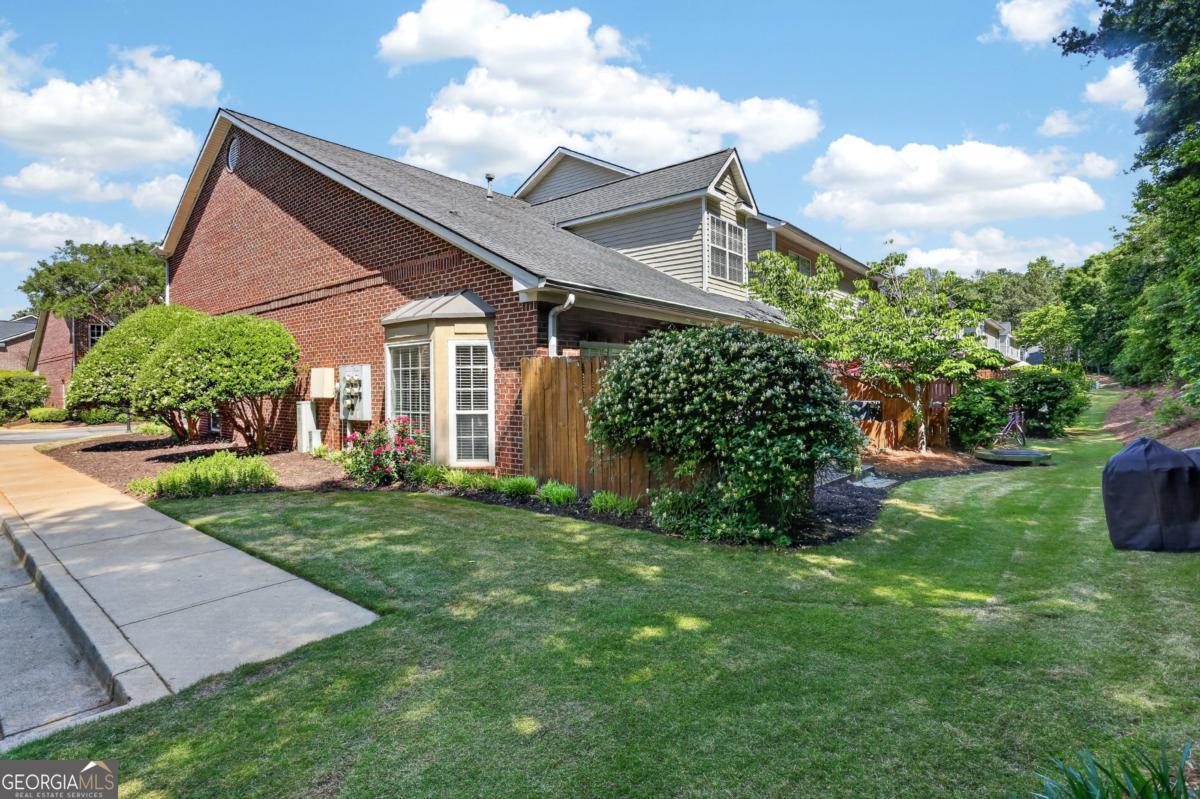 8000 Lexington Drive Roswell GA 30075