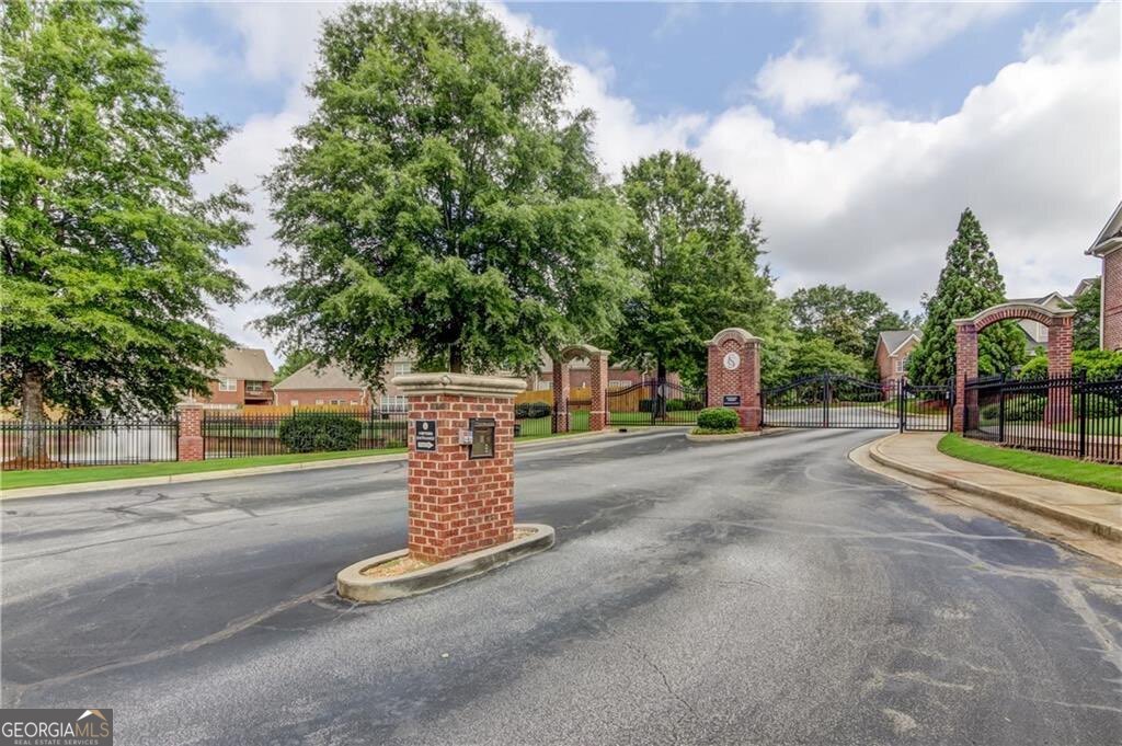8000 Lexington Drive Roswell GA 30075