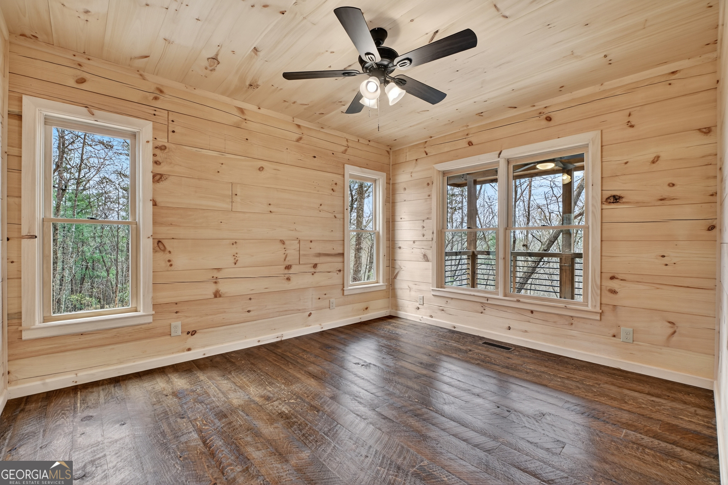 962 Maggie Chapman Road Cherry Log GA 30522