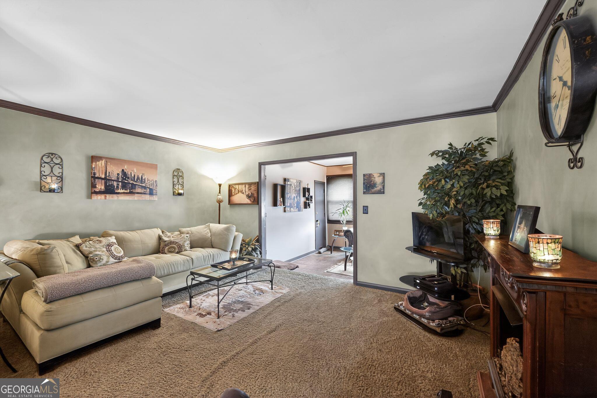68 Montre Square NW Atlanta GA 30327