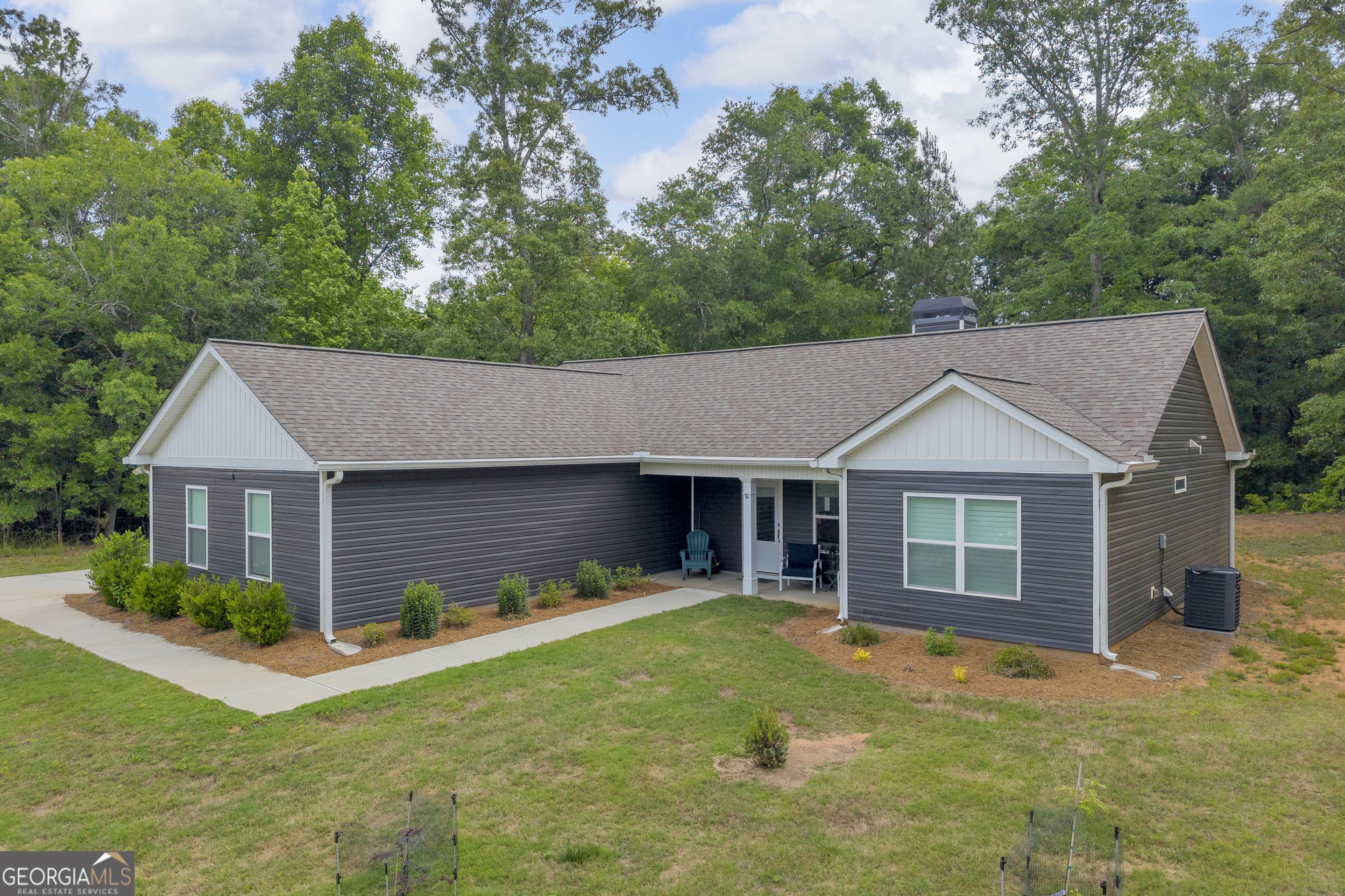 227 Topher Street Hartwell GA 30643