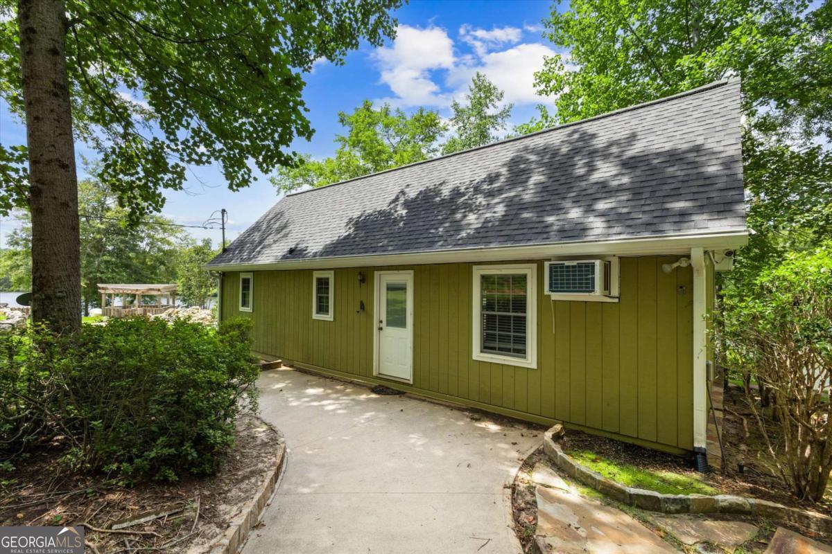 5098 Crescent Road Dry Branch GA 31020