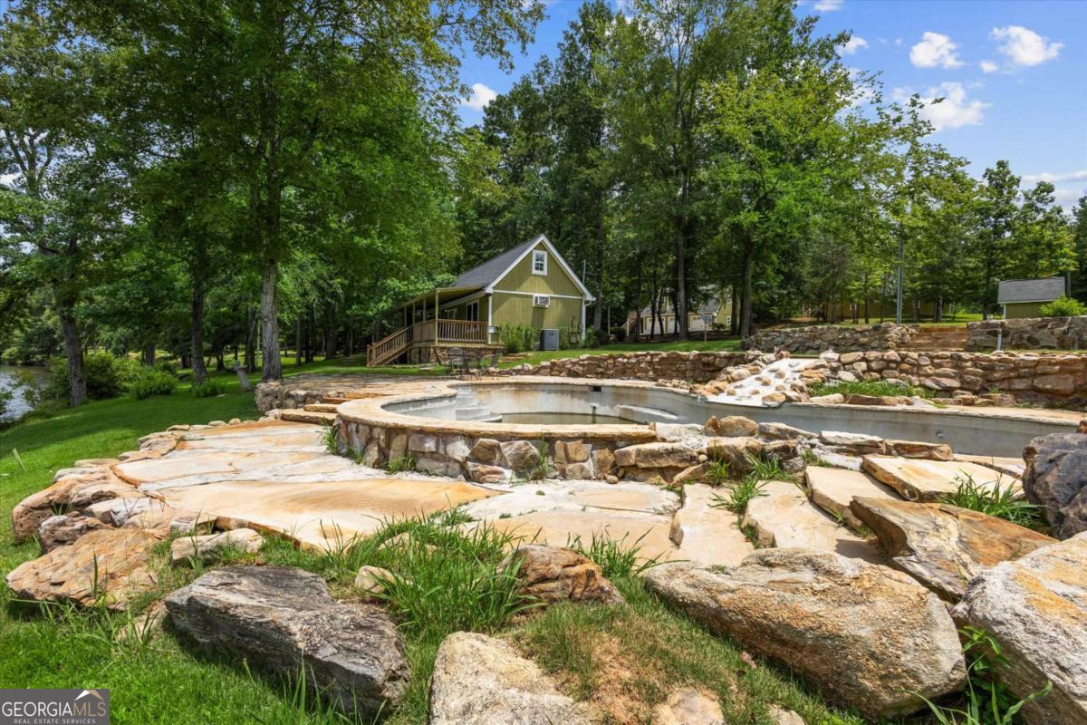 5098 Crescent Road Dry Branch GA 31020
