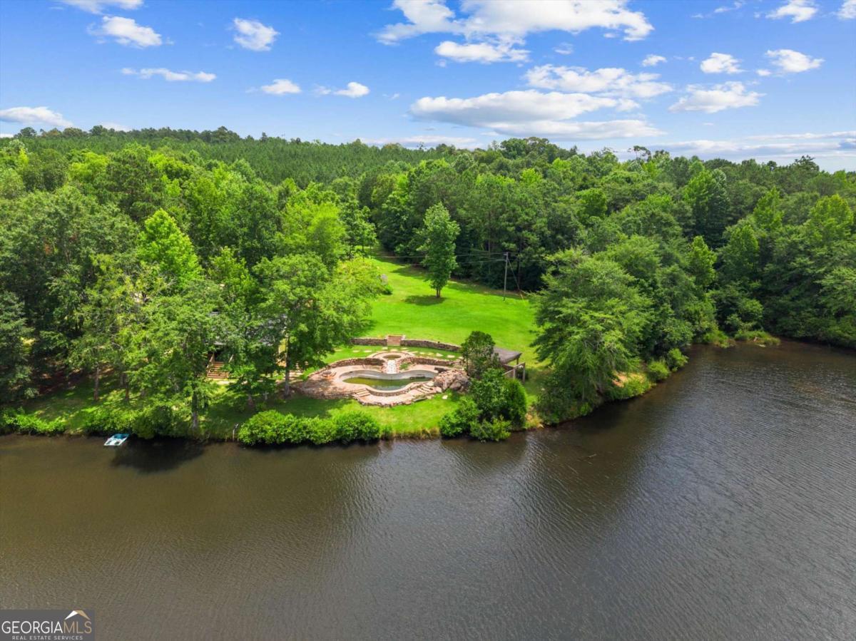 5098 Crescent Road Dry Branch GA 31020