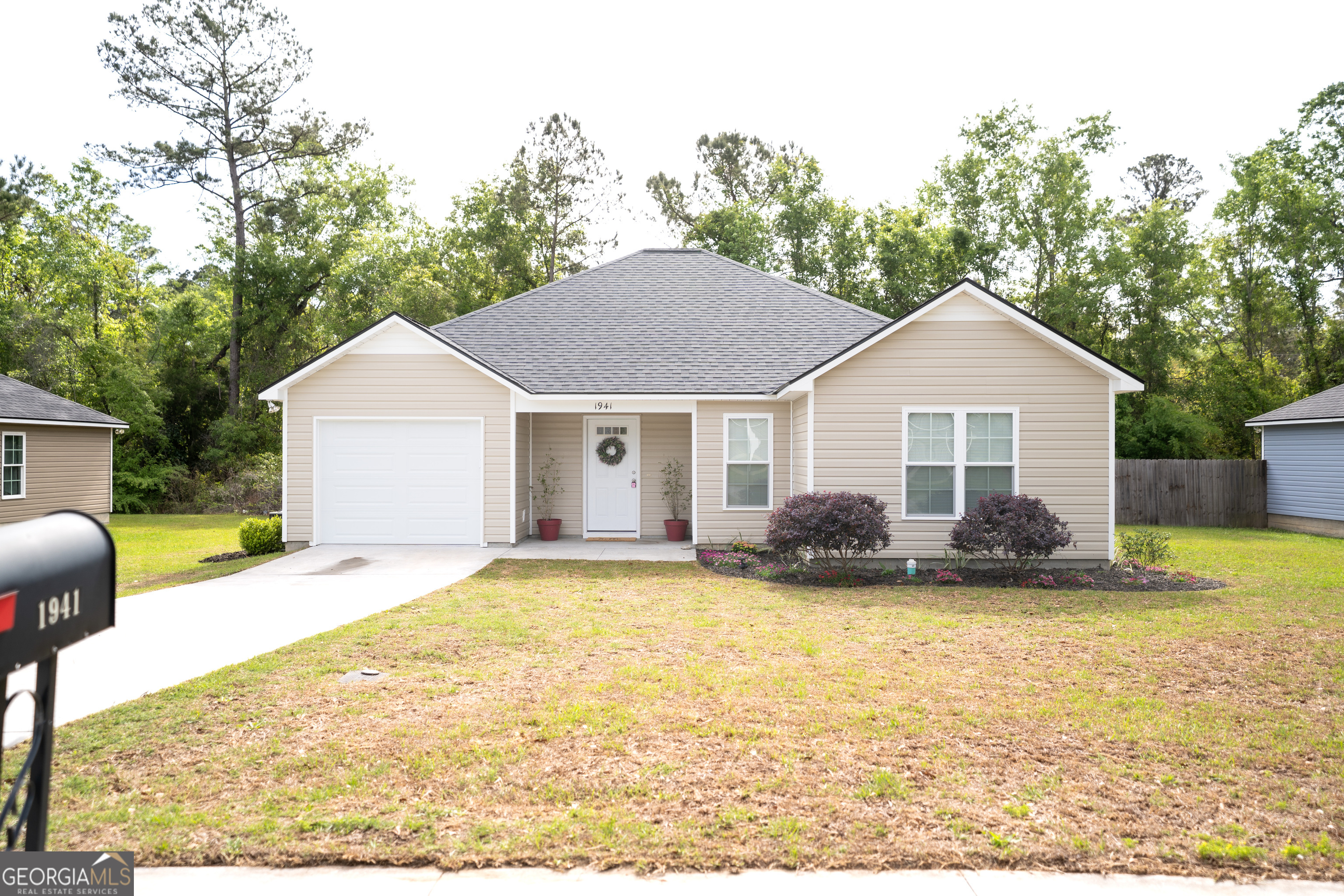 1941 Palm Place Valdosta GA 31602