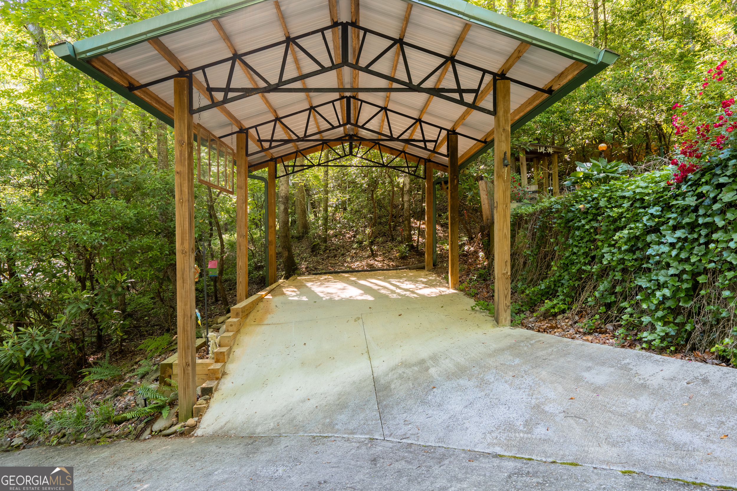 1180 Ruby Lake Drive Hiawassee GA 30546