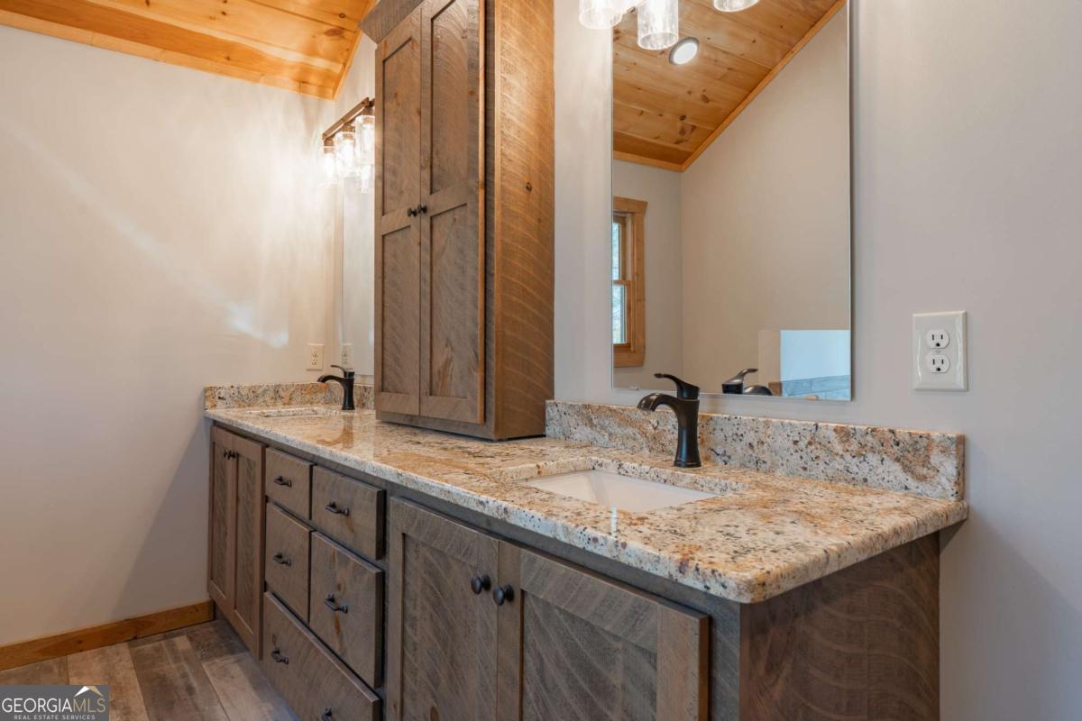 3171 Newport Drive Ellijay GA 30540