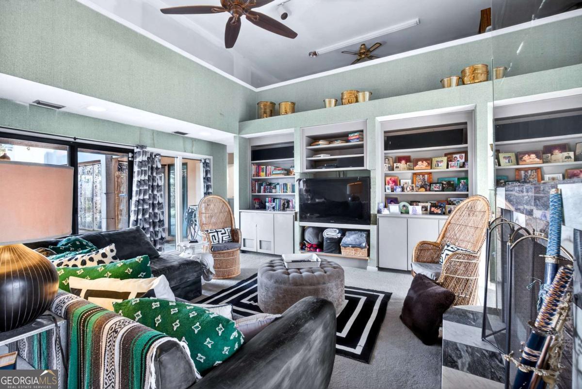 102 Stuart Street Savannah GA 31405