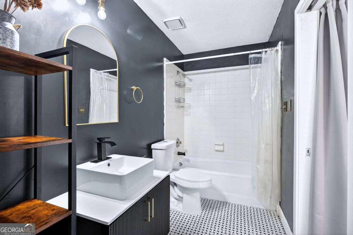 102 Stuart Street Savannah GA 31405