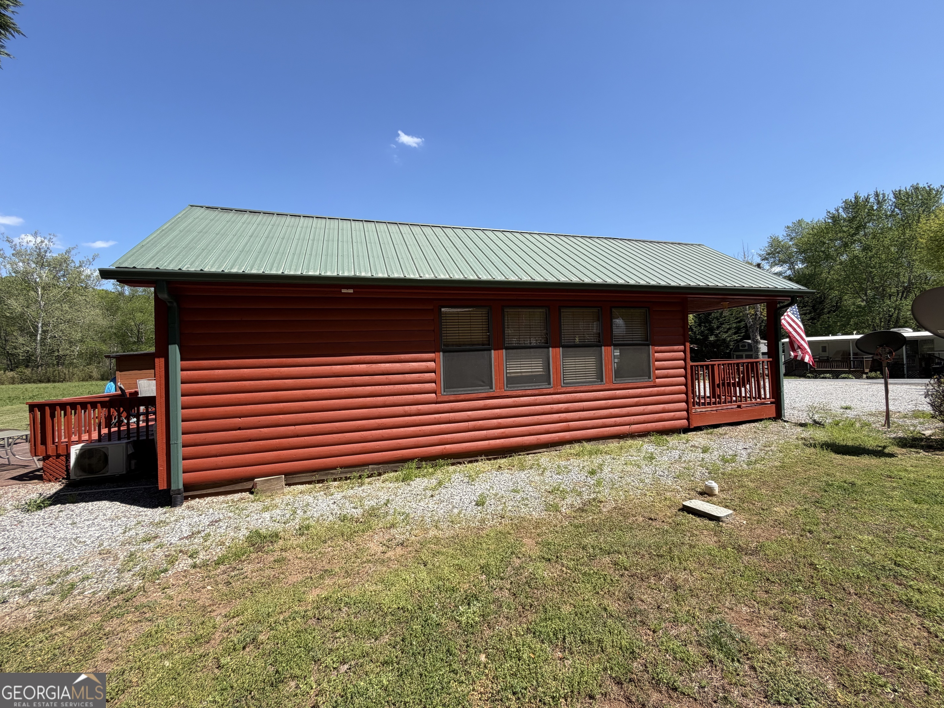88 Fishtail Circle Cleveland GA 30528