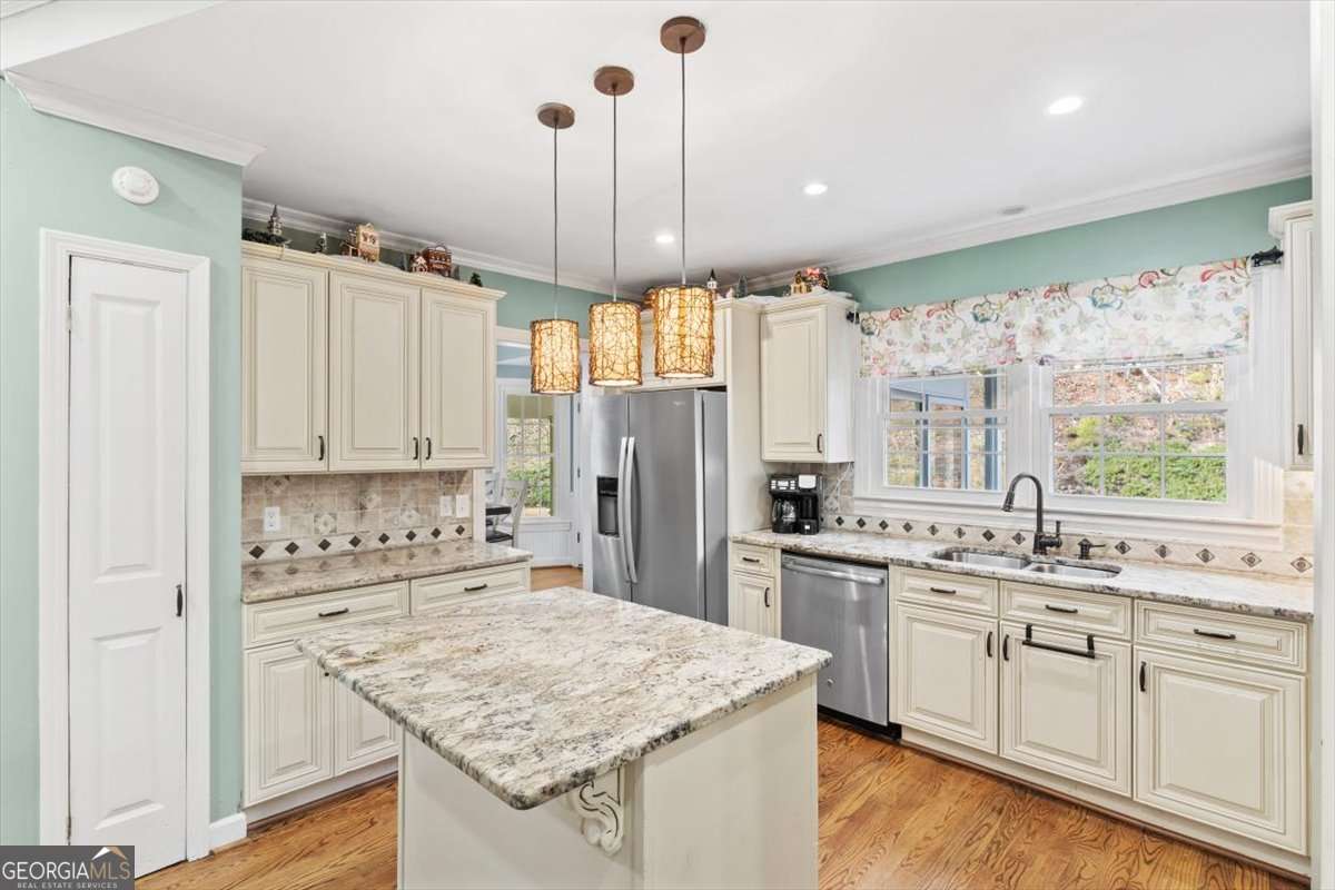 20 Pine Valley Road SW Rome GA 30165