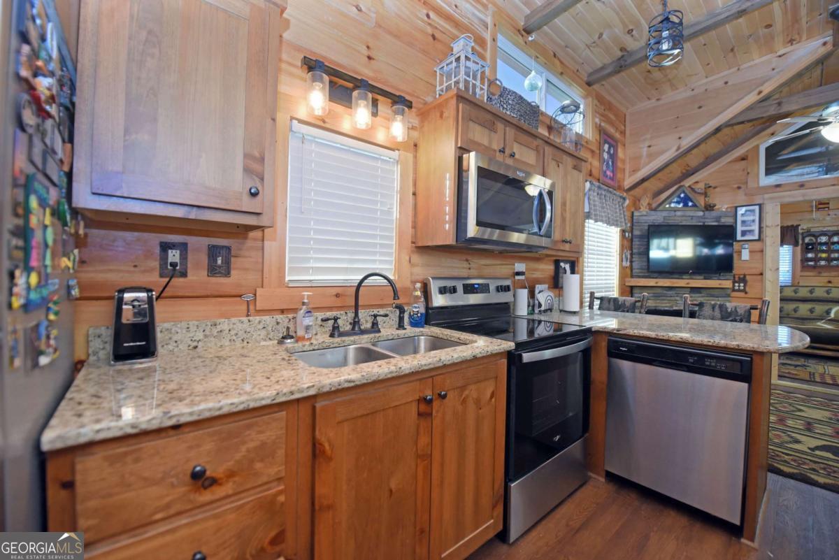 52 Foggy Mountain Road Blairsville GA 30512